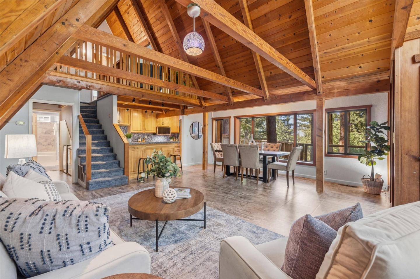 Detail Gallery Image 12 of 57 For 18081 Redwood Dr, Los Gatos,  CA 95033 - 2 Beds | 1/1 Baths