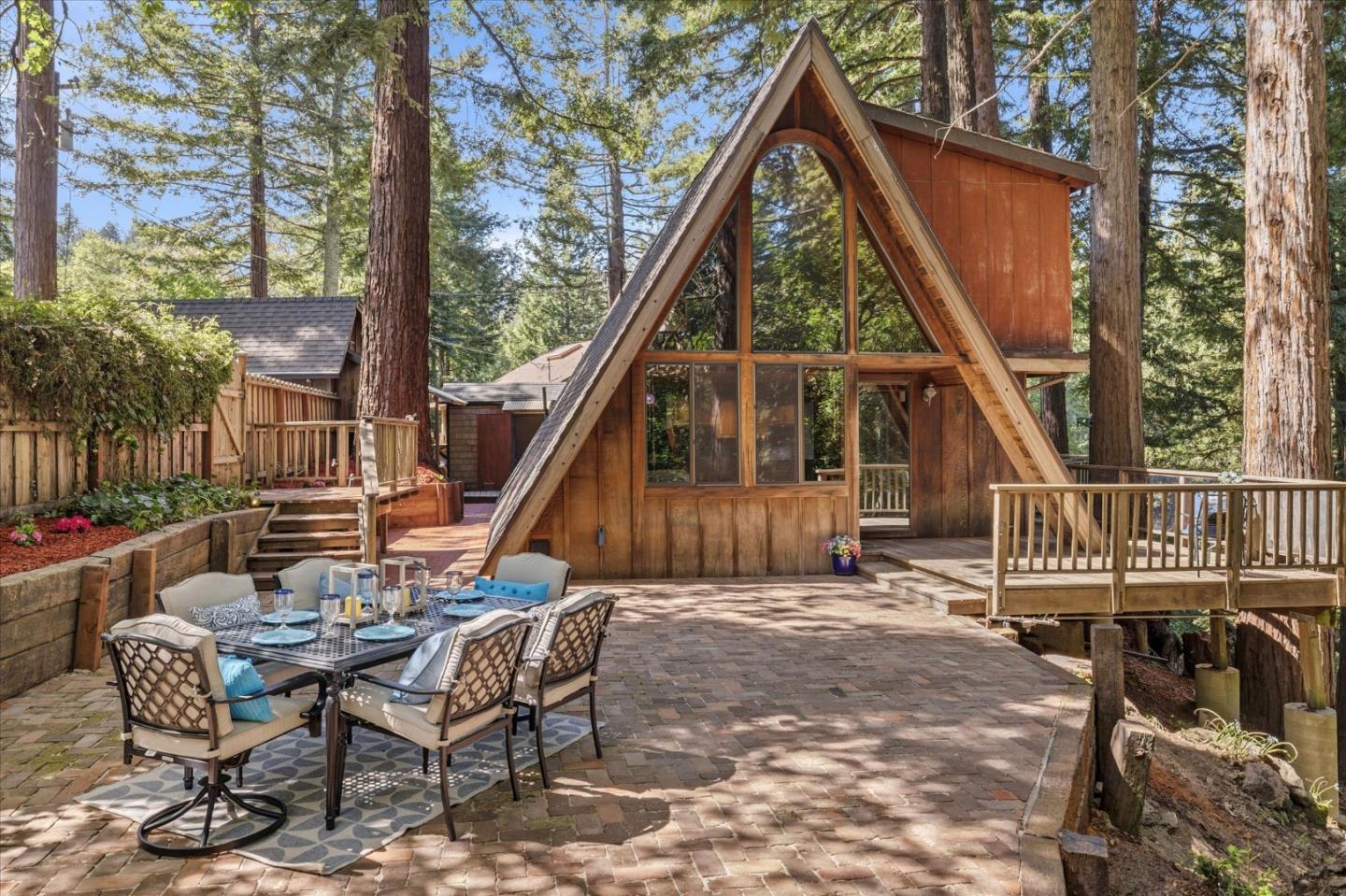 Detail Gallery Image 3 of 57 For 18081 Redwood Dr, Los Gatos,  CA 95033 - 2 Beds | 1/1 Baths