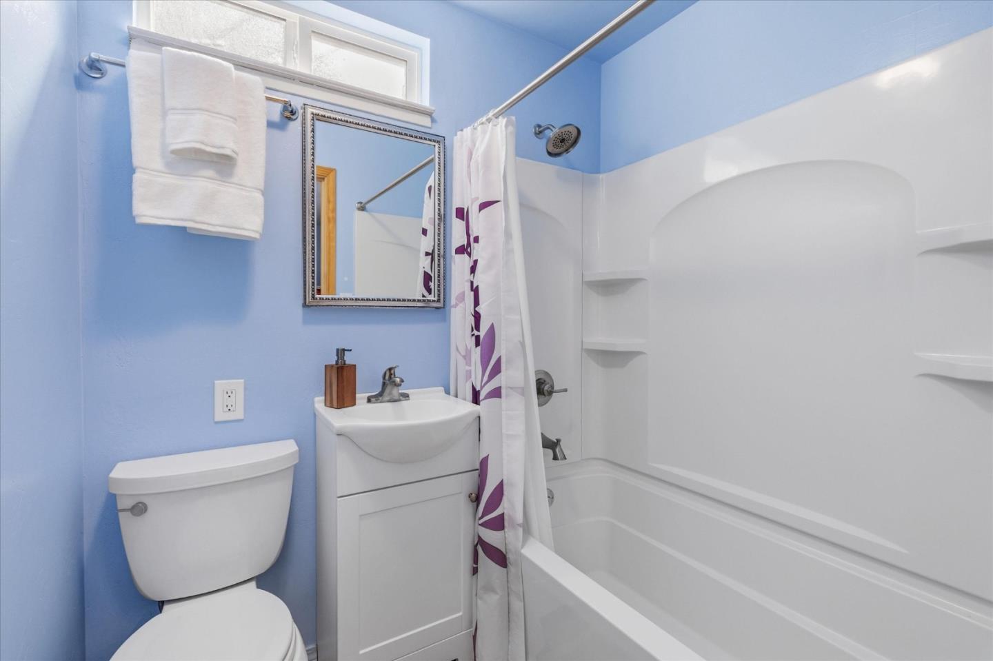 Detail Gallery Image 38 of 57 For 18081 Redwood Dr, Los Gatos,  CA 95033 - 2 Beds | 1/1 Baths