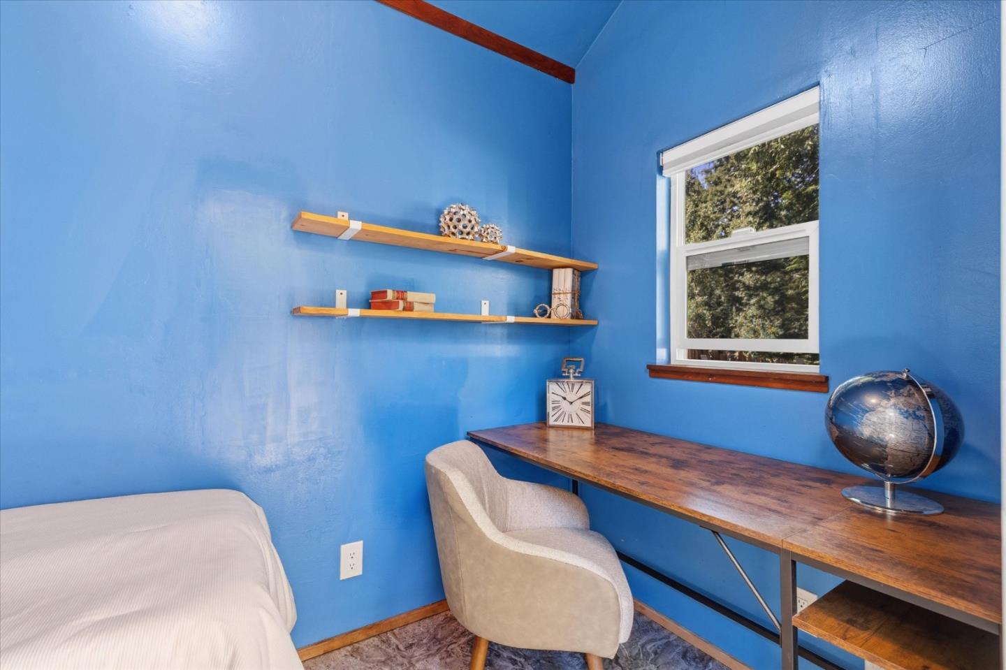 Detail Gallery Image 40 of 57 For 18081 Redwood Dr, Los Gatos,  CA 95033 - 2 Beds | 1/1 Baths