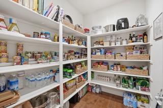 Detail Gallery Image 10 of 47 For 19221 Eagle View Dr, Morgan Hill,  CA 95037 - 4 Beds | 3 Baths