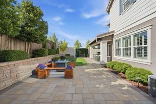 Detail Gallery Image 33 of 47 For 19221 Eagle View Dr, Morgan Hill,  CA 95037 - 4 Beds | 3 Baths