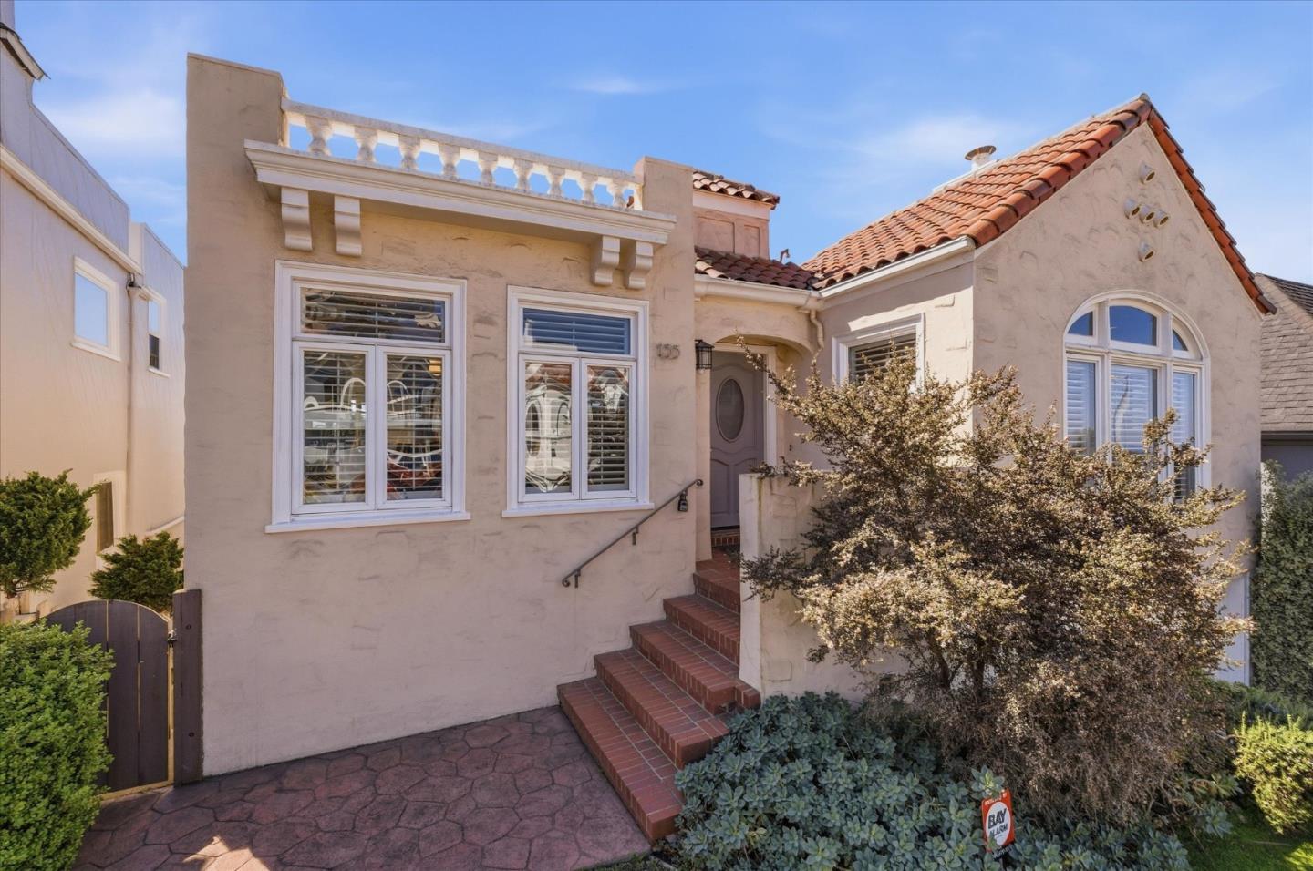 Front Image Thumbnail for ML82039805