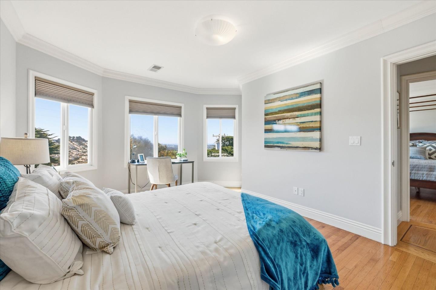 Detail Gallery Image 17 of 46 For 155 Upland Dr, San Francisco,  CA 94127 - 4 Beds | 4/2 Baths