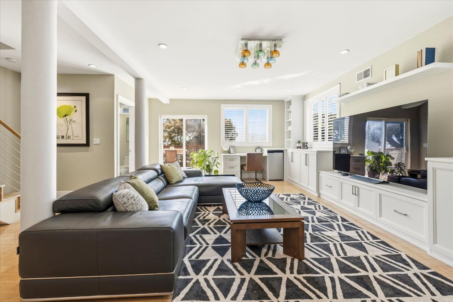 Detail Gallery Image 20 of 46 For 155 Upland Dr, San Francisco,  CA 94127 - 4 Beds | 4/2 Baths