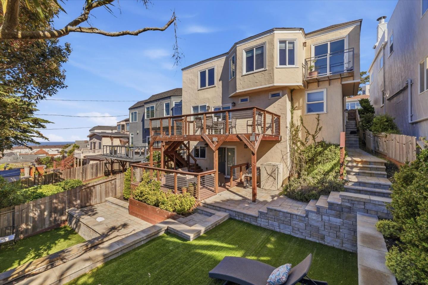 Detail Gallery Image 32 of 46 For 155 Upland Dr, San Francisco,  CA 94127 - 4 Beds | 4/2 Baths