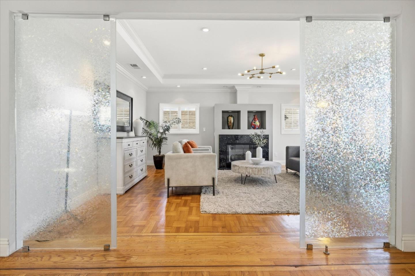 Detail Gallery Image 6 of 46 For 155 Upland Dr, San Francisco,  CA 94127 - 4 Beds | 4/2 Baths