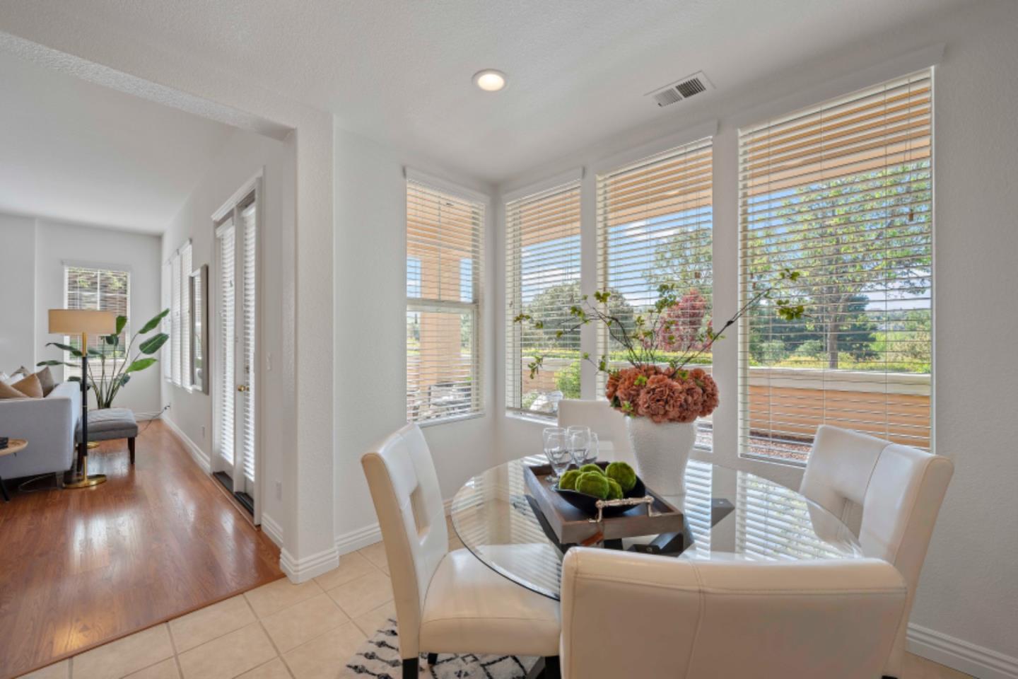 Photo #11: ML82039807 Listing: Photo #11