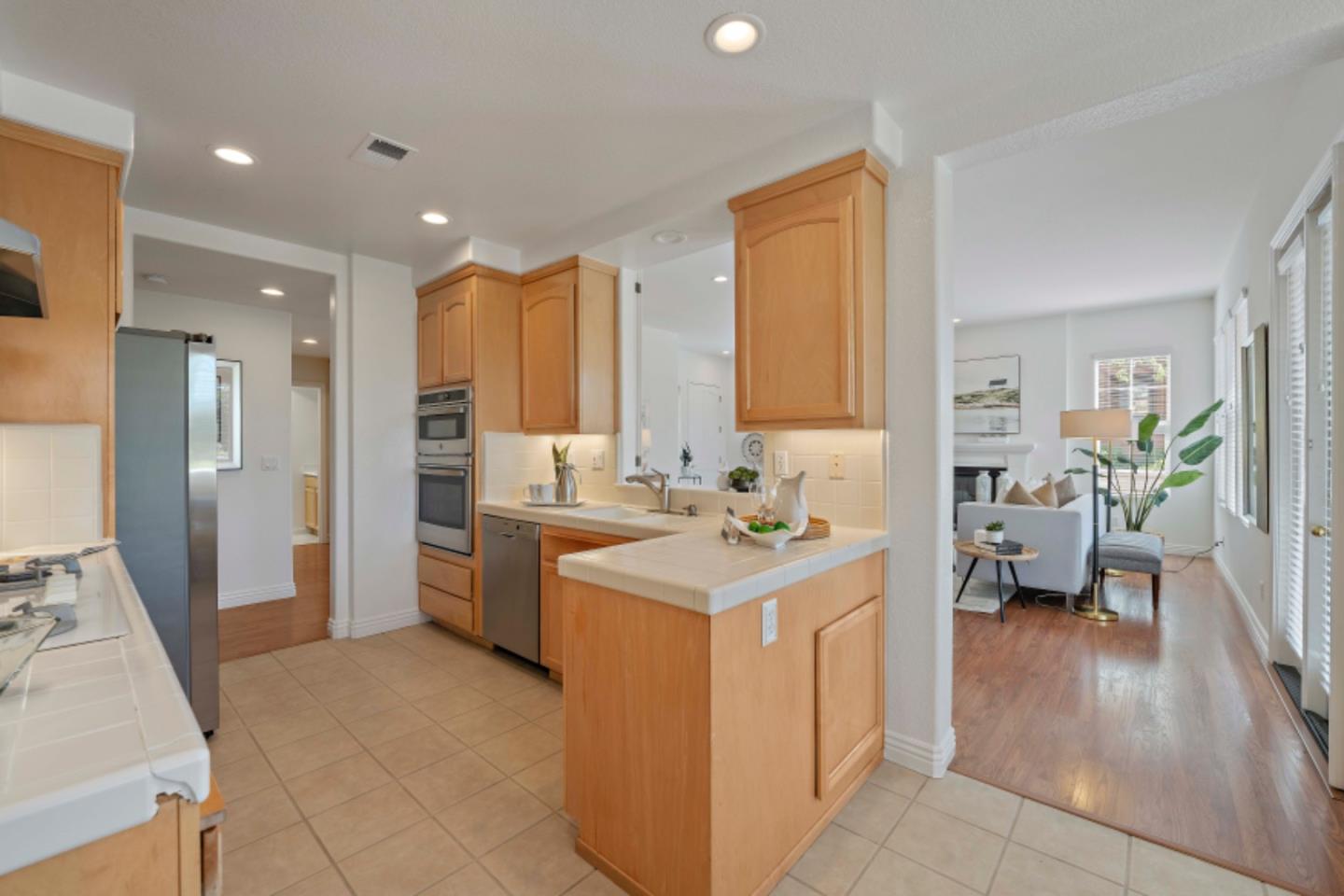 Photo #12: ML82039807 Listing: Photo #12