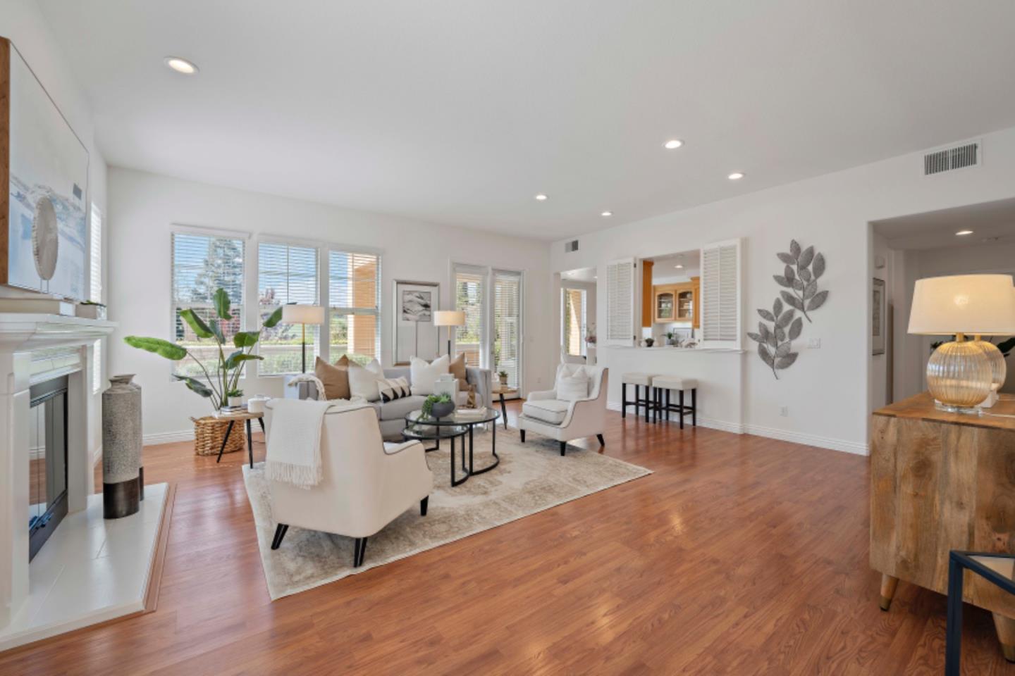 Photo #3: ML82039807 Listing: Photo #3