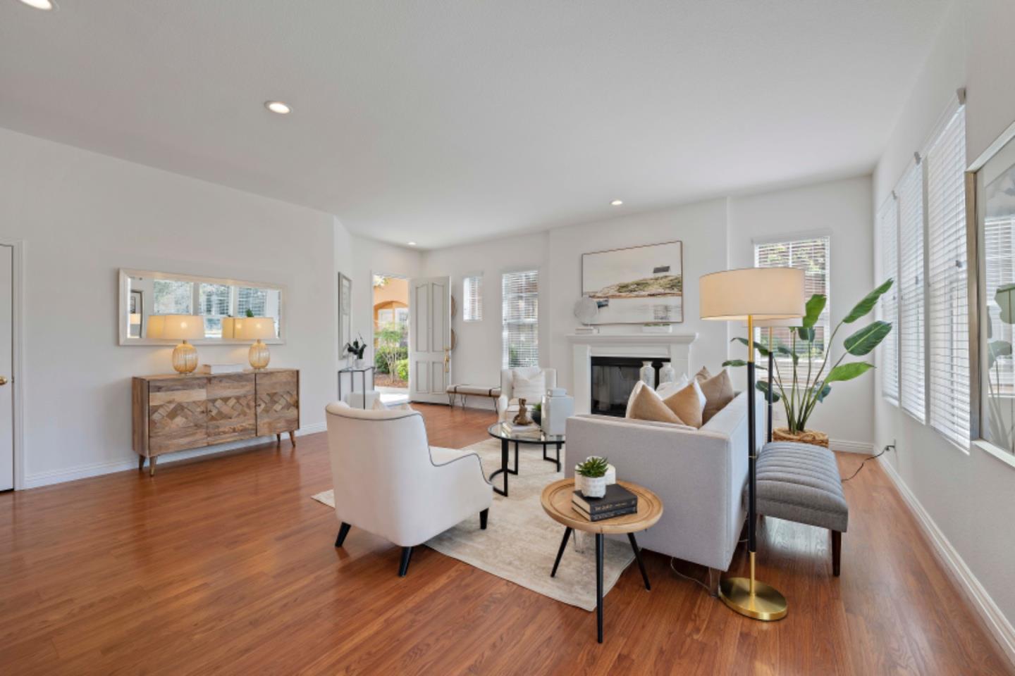 Photo #5: ML82039807 Listing: Photo #5