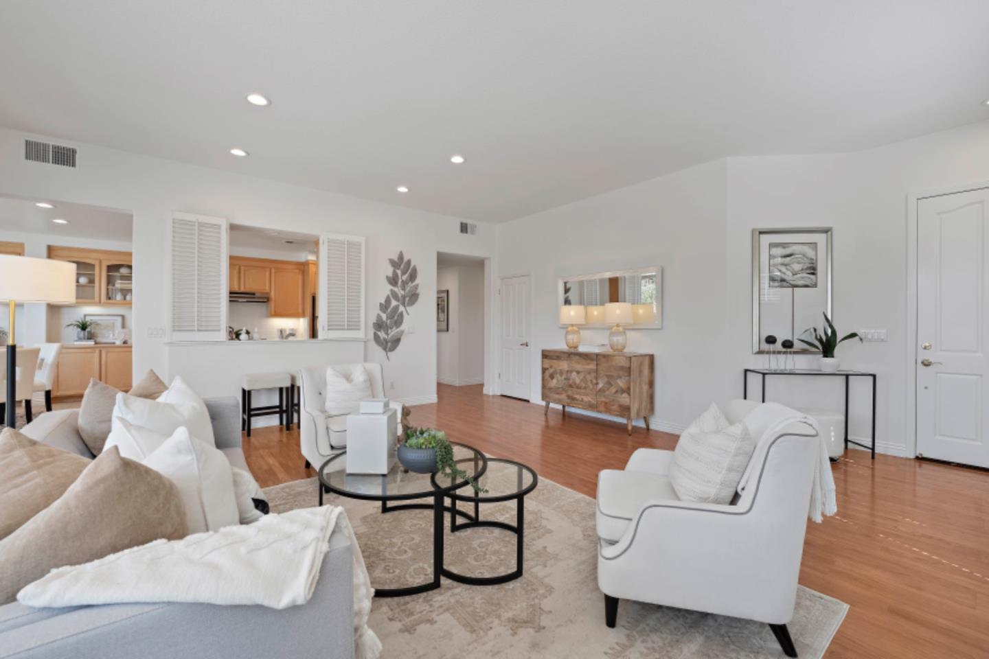 Photo #7: ML82039807 Listing: Photo #7