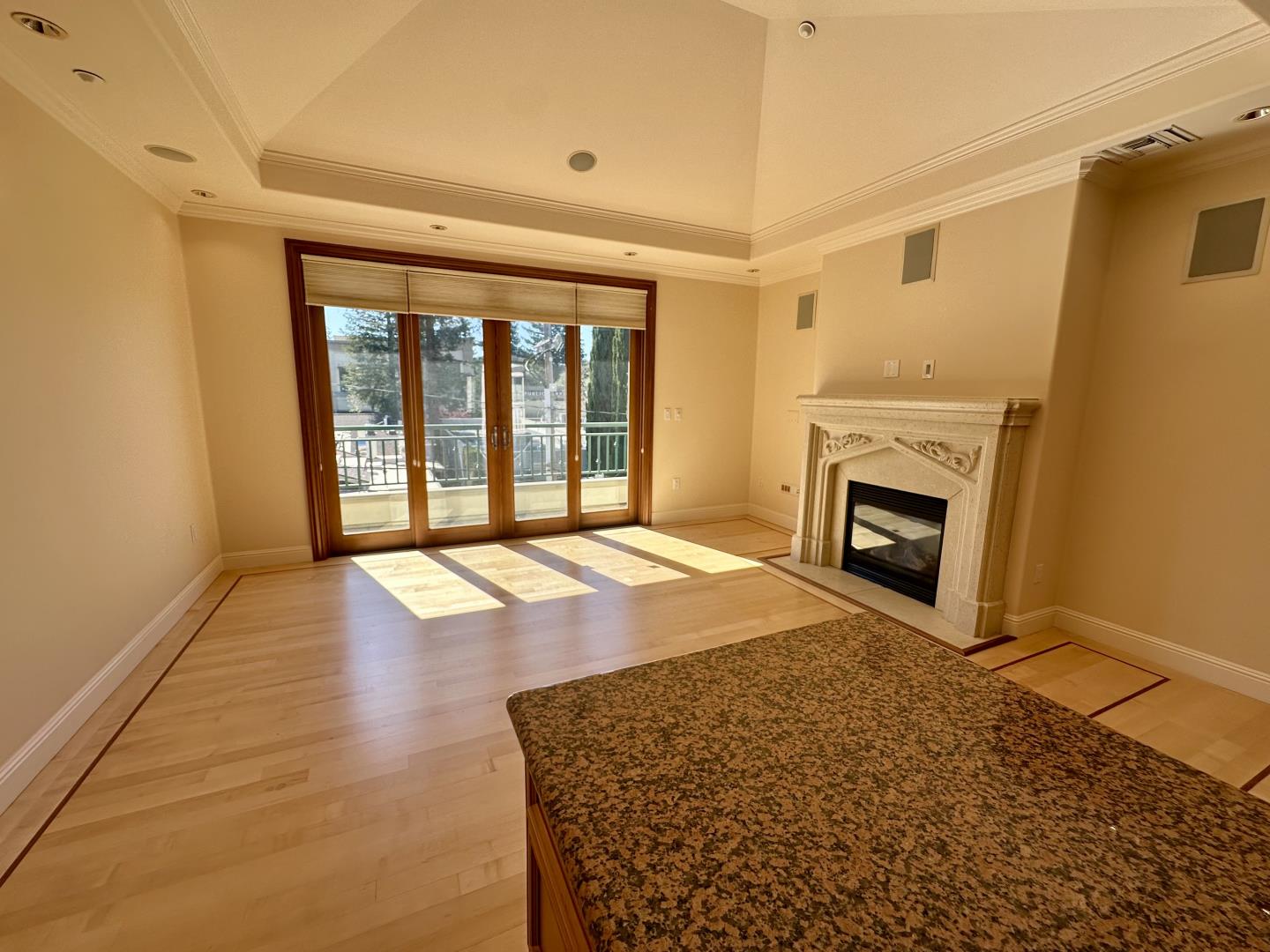 Detail Gallery Image 13 of 14 For 124 2nd St #11,  Los Altos,  CA 94022 - 3 Beds | 2 Baths