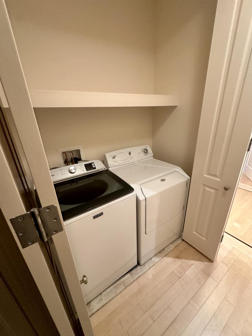 Detail Gallery Image 6 of 14 For 124 2nd St #11,  Los Altos,  CA 94022 - 3 Beds | 2 Baths