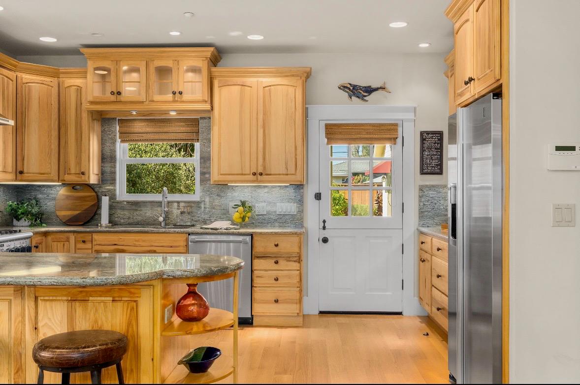 Detail Gallery Image 12 of 42 For 234 Plateau Ave, Santa Cruz,  CA 95060 - 4 Beds | 3 Baths