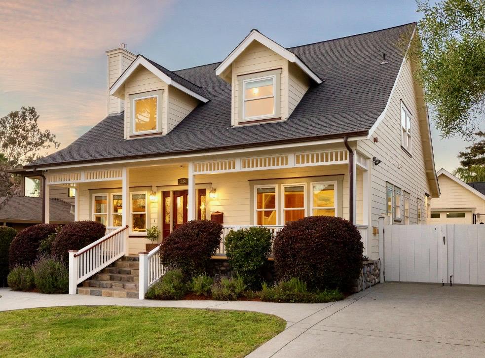 Detail Gallery Image 2 of 42 For 234 Plateau Ave, Santa Cruz,  CA 95060 - 4 Beds | 3 Baths