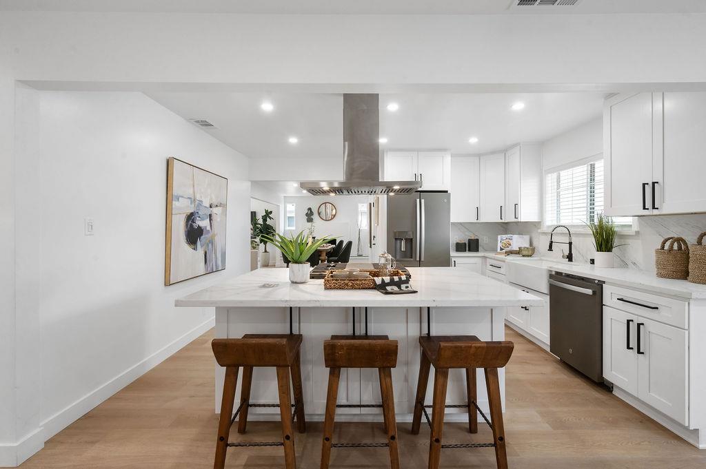 Detail Gallery Image 10 of 39 For 954 Alla Ave, Concord,  CA 94518 - 4 Beds | 2 Baths