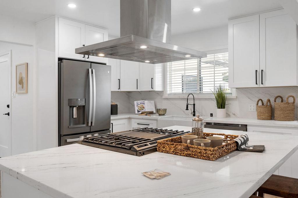 Detail Gallery Image 14 of 39 For 954 Alla Ave, Concord,  CA 94518 - 4 Beds | 2 Baths