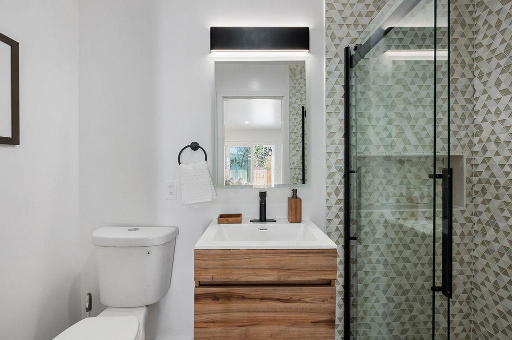 Detail Gallery Image 20 of 39 For 954 Alla Ave, Concord,  CA 94518 - 4 Beds | 2 Baths