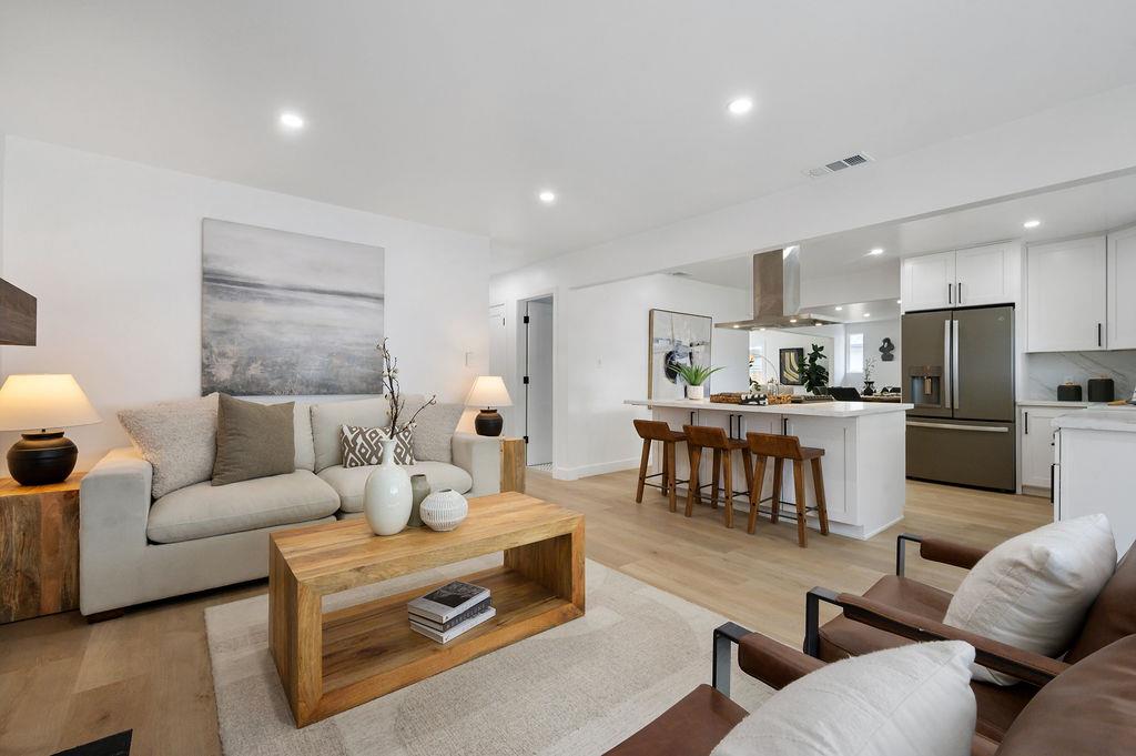 Detail Gallery Image 9 of 39 For 954 Alla Ave, Concord,  CA 94518 - 4 Beds | 2 Baths