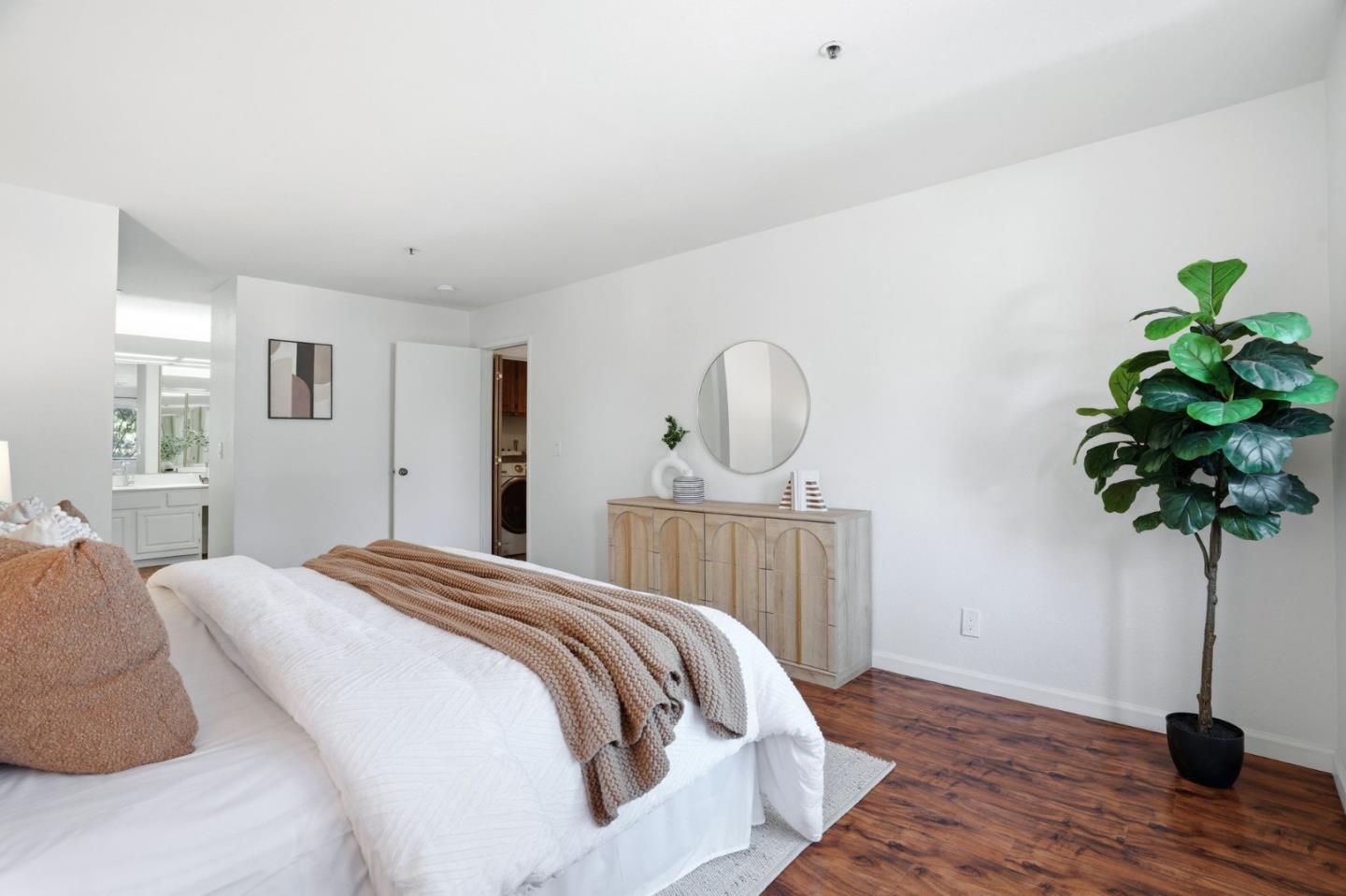 Photo #23: ML82039817 Listing: Photo #23