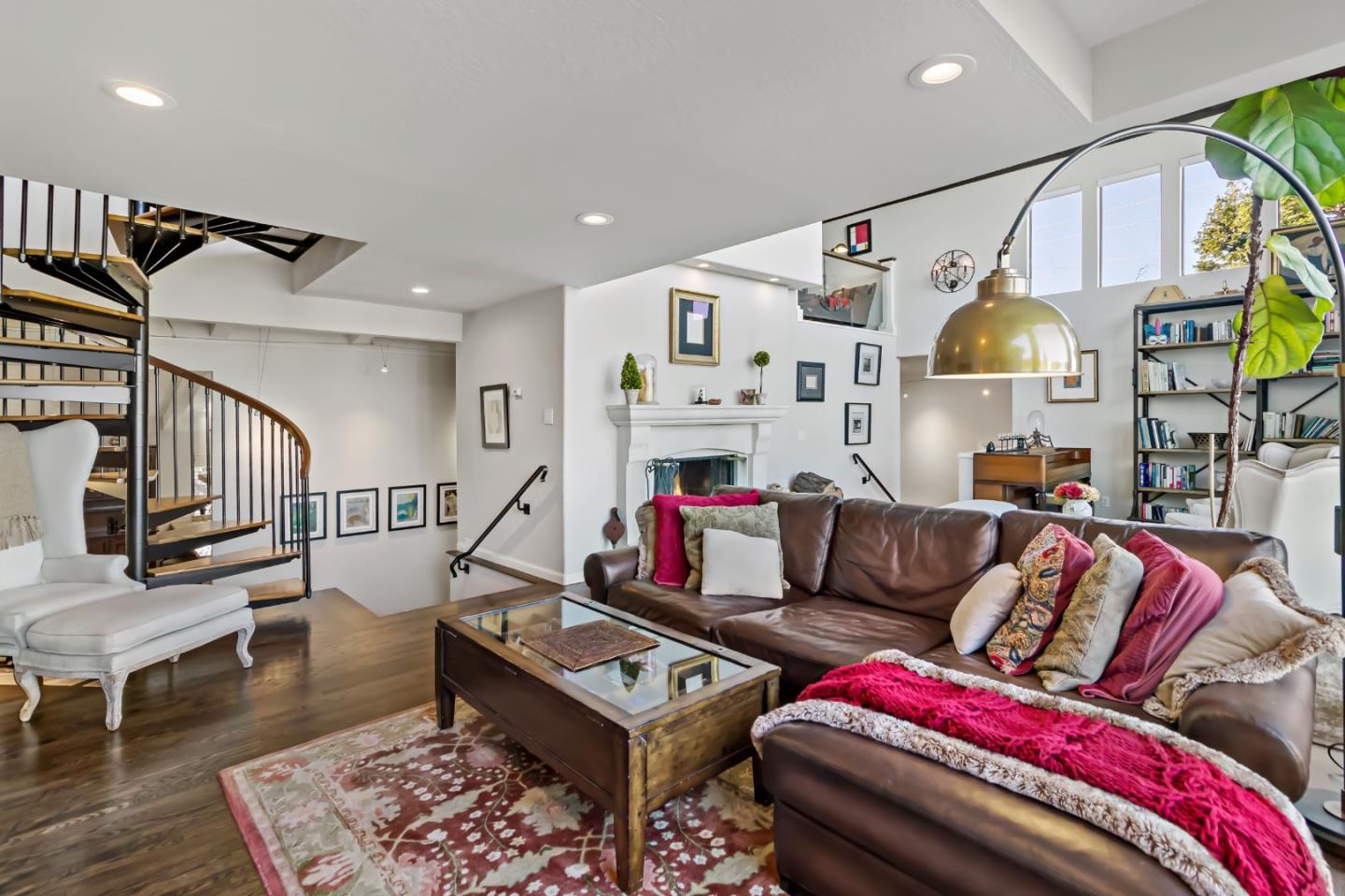 Detail Gallery Image 15 of 64 For 720 Temescal Way, Redwood City,  CA 94062 - 5 Beds | 3 Baths