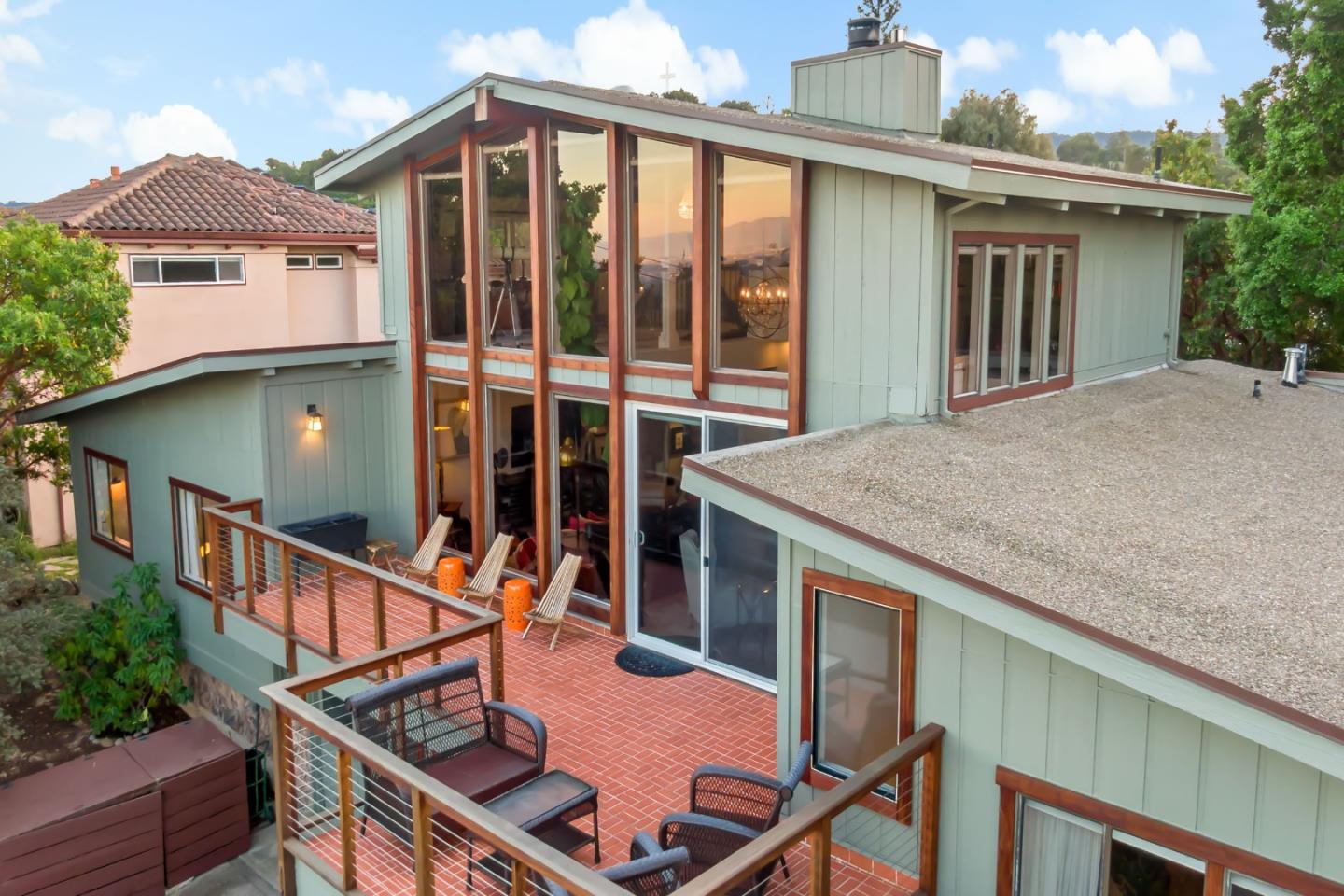 Detail Gallery Image 8 of 64 For 720 Temescal Way, Redwood City,  CA 94062 - 5 Beds | 3 Baths