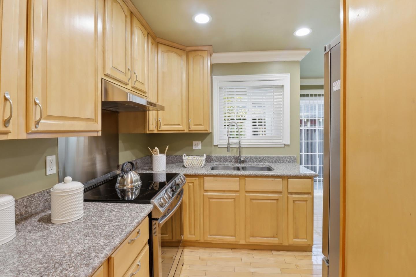 Detail Gallery Image 18 of 46 For 395 Fanyon St, Milpitas,  CA 95035 - – Beds | – Baths