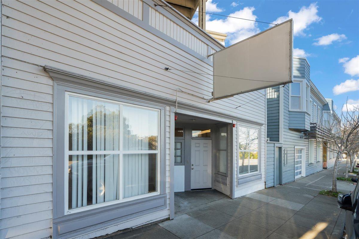 Detail Gallery Image 3 of 19 For 19 Joost Ave, San Francisco,  CA 94131 - – Beds | – Baths