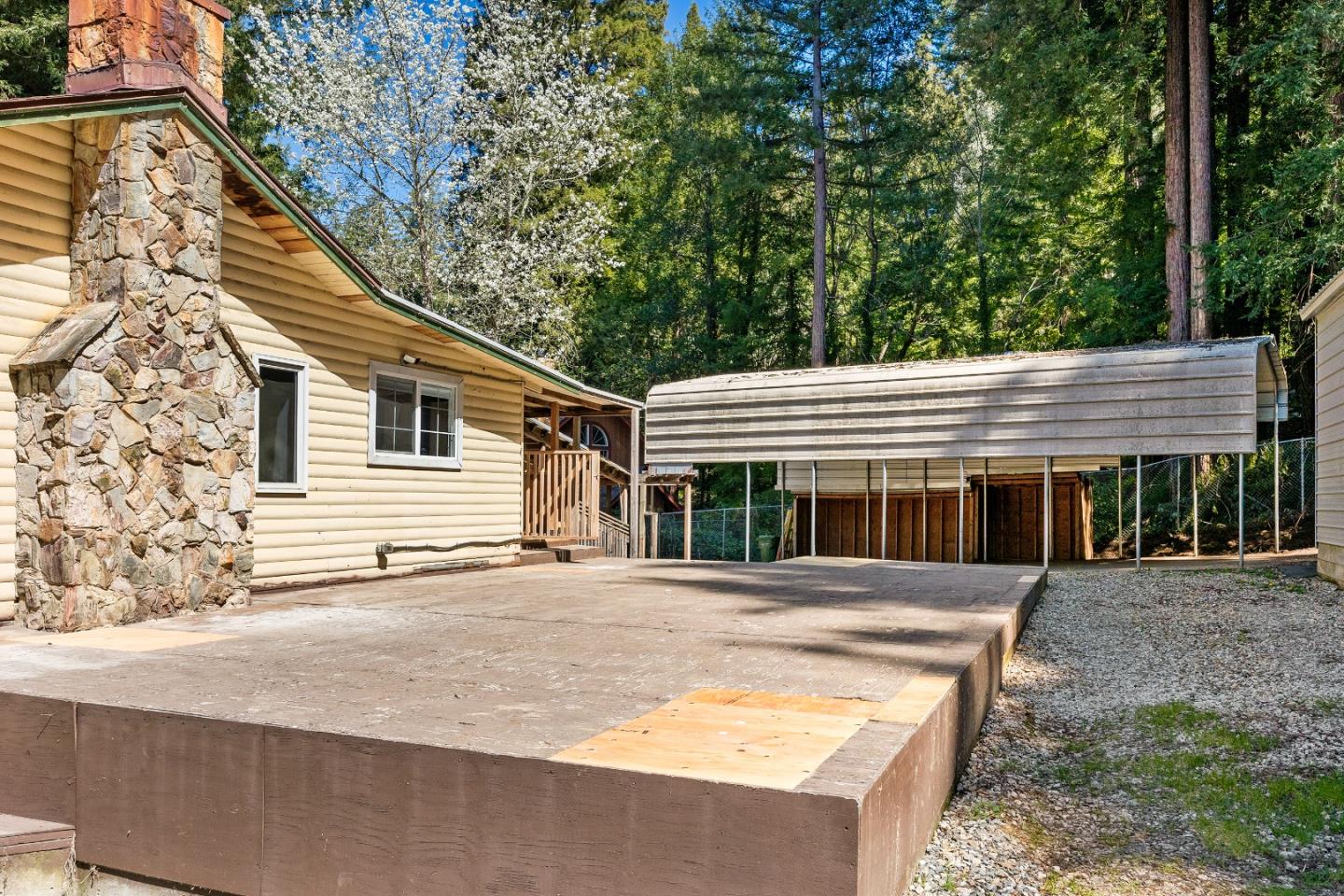 Detail Gallery Image 31 of 40 For 15666 Kings Creek Rd, Boulder Creek,  CA 95006 - 2 Beds | 2 Baths