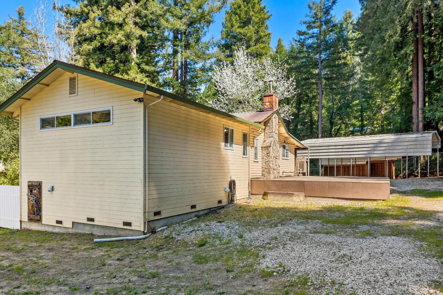 Detail Gallery Image 32 of 40 For 15666 Kings Creek Rd, Boulder Creek,  CA 95006 - 2 Beds | 2 Baths