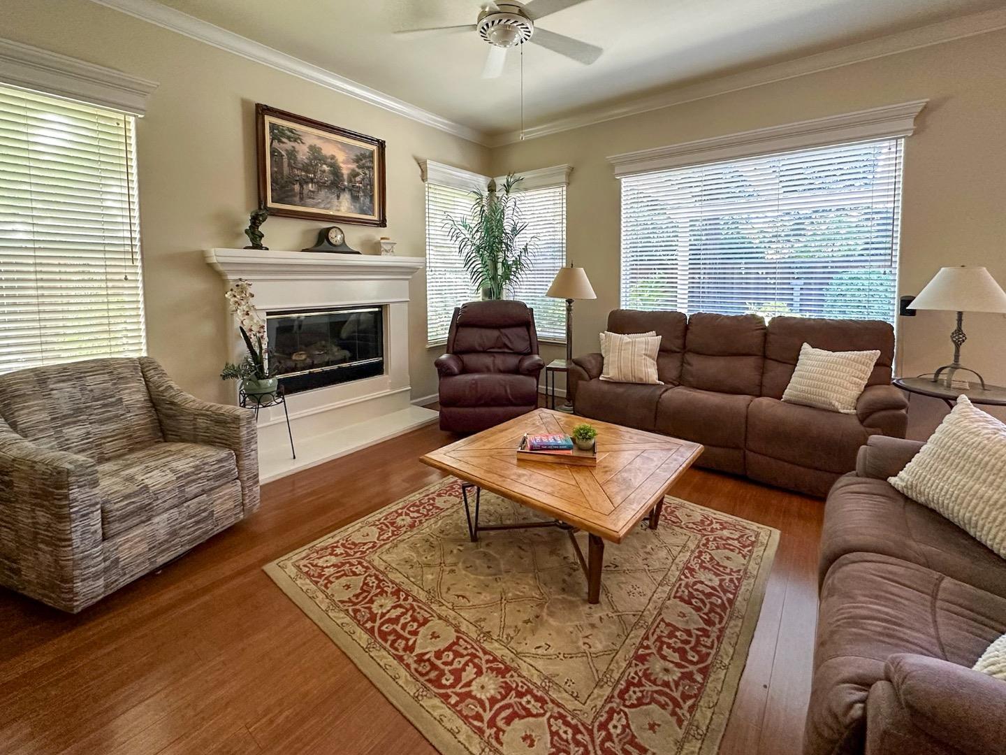 Detail Gallery Image 13 of 44 For 17629 Bentley Dr, Morgan Hill,  CA 95037 - 5 Beds | 4/1 Baths