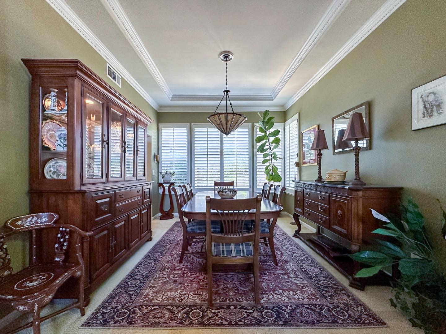 Detail Gallery Image 15 of 44 For 17629 Bentley Dr, Morgan Hill,  CA 95037 - 5 Beds | 4/1 Baths