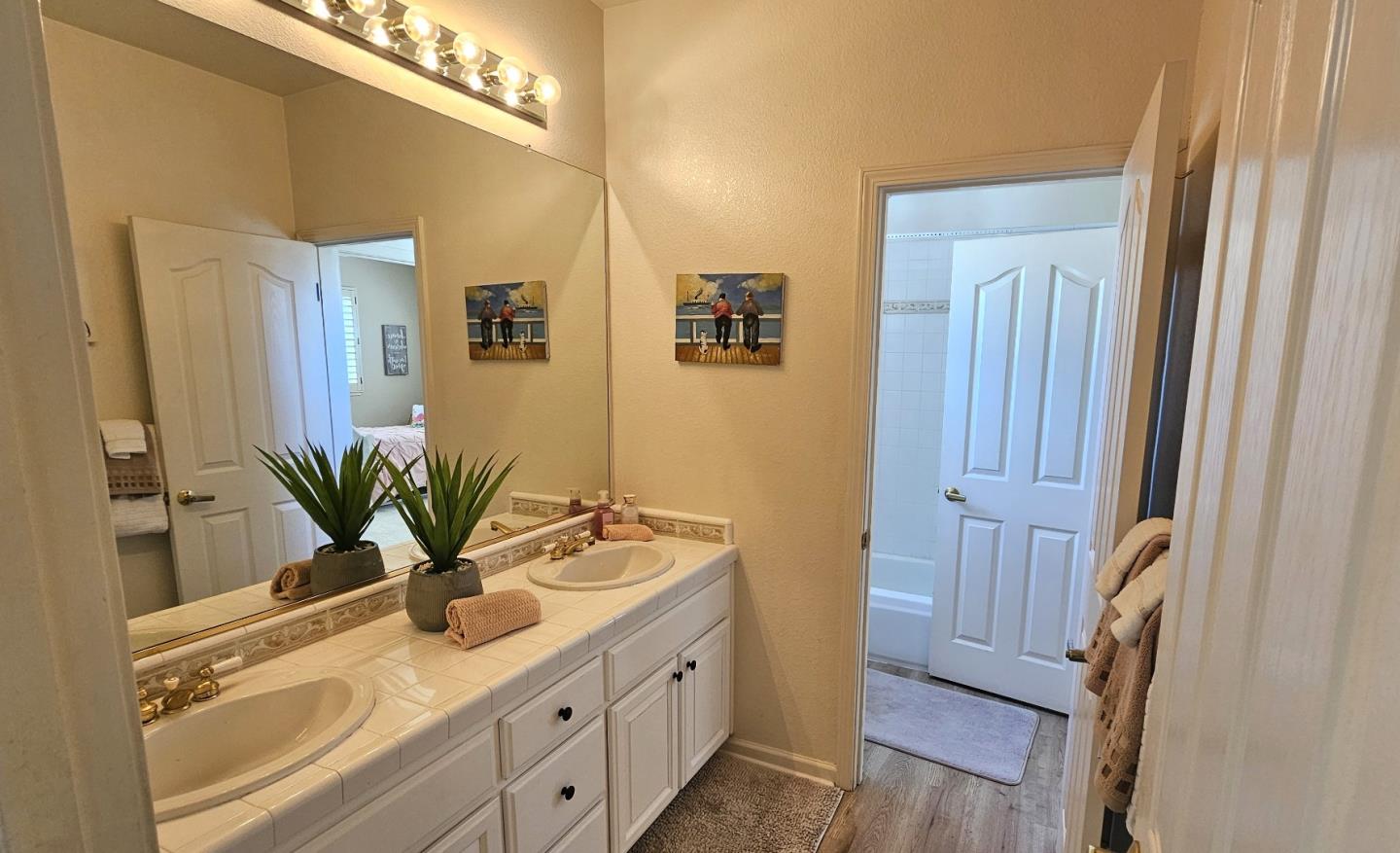 Detail Gallery Image 32 of 47 For 5000 Birkdale Way, San Jose,  CA 95138 - 4 Beds | 3/1 Baths