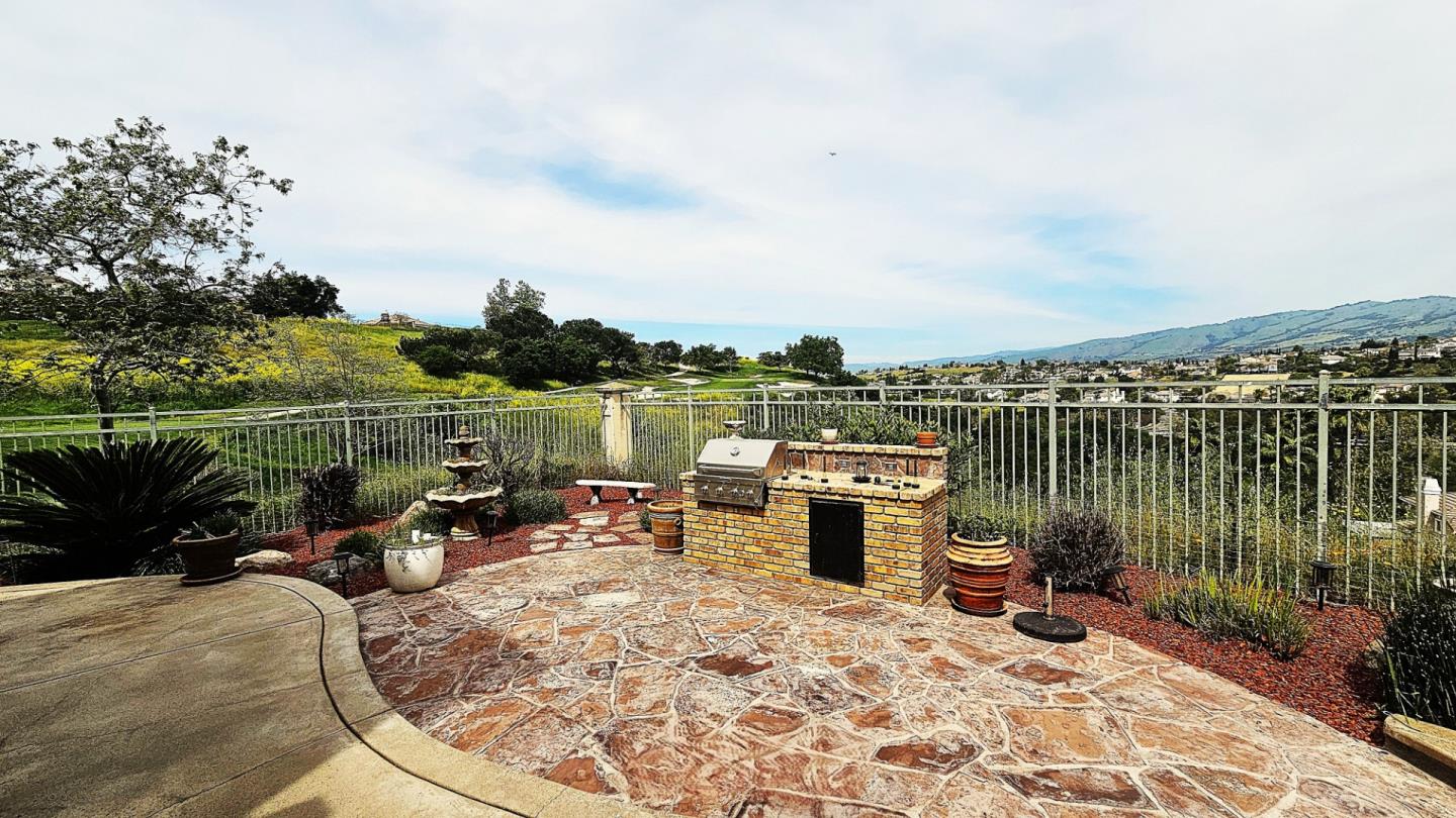 Detail Gallery Image 40 of 47 For 5000 Birkdale Way, San Jose,  CA 95138 - 4 Beds | 3/1 Baths