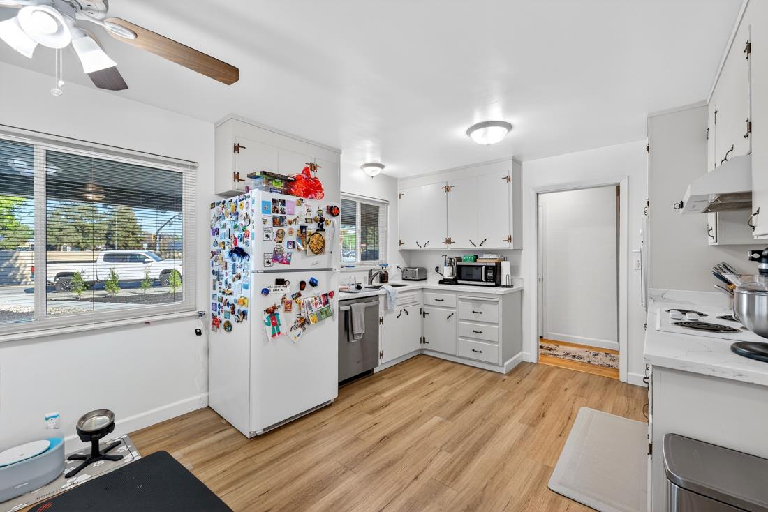 Detail Gallery Image 45 of 58 For 2991 Almaden Rd, San Jose,  CA 95125 - 4 Beds | 2 Baths