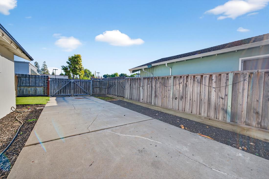 Detail Gallery Image 54 of 58 For 2991 Almaden Rd, San Jose,  CA 95125 - 4 Beds | 2 Baths