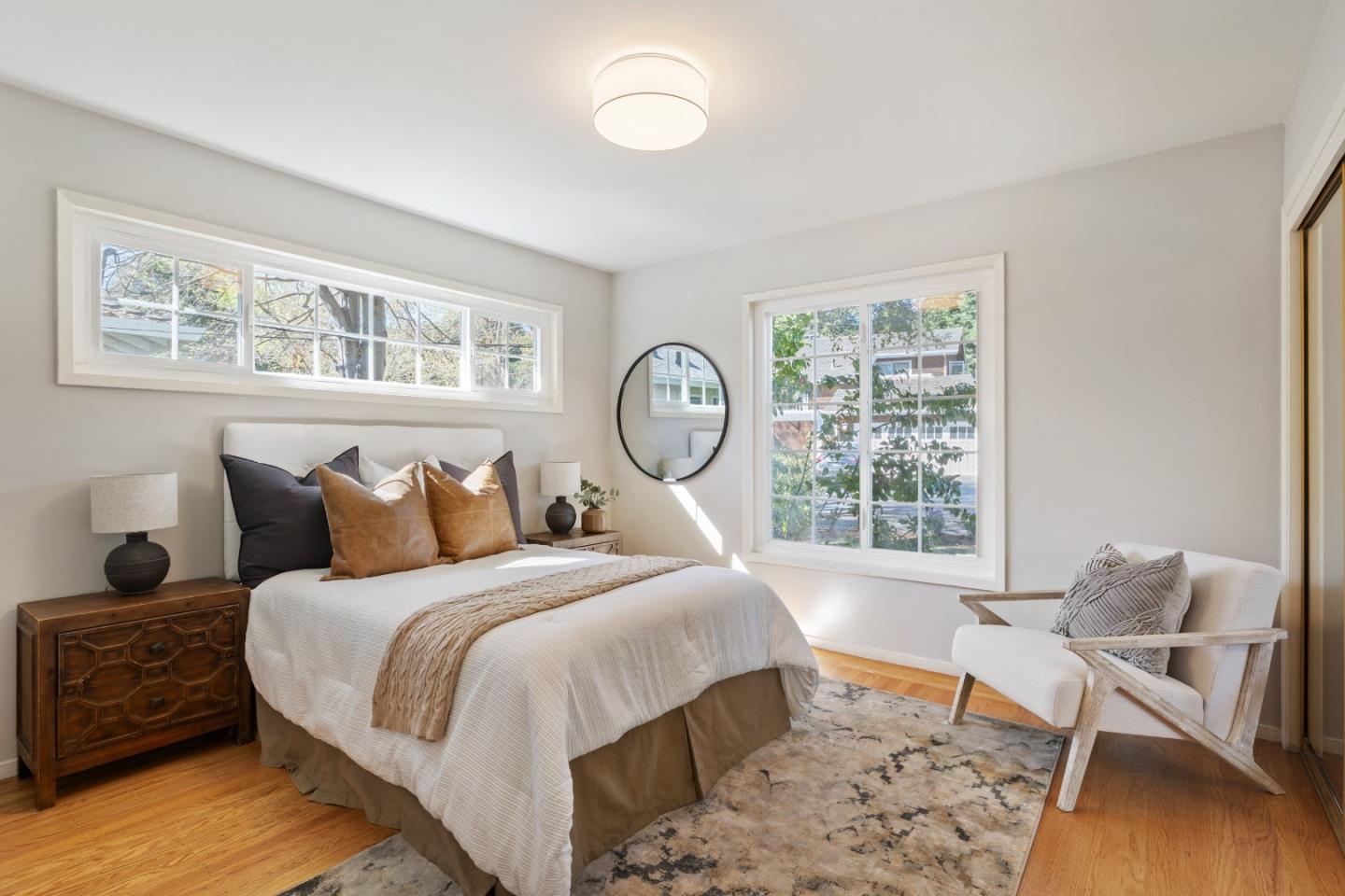 Detail Gallery Image 15 of 20 For 1527 Laurel Pl, Menlo Park,  CA 94025 - 3 Beds | 2 Baths