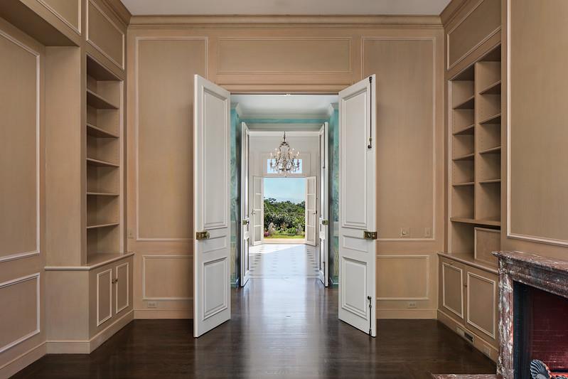 Detail Gallery Image 7 of 8 For 309 Olive Hill Ln, Woodside,  CA 94062 - 2 Beds | 3/1 Baths