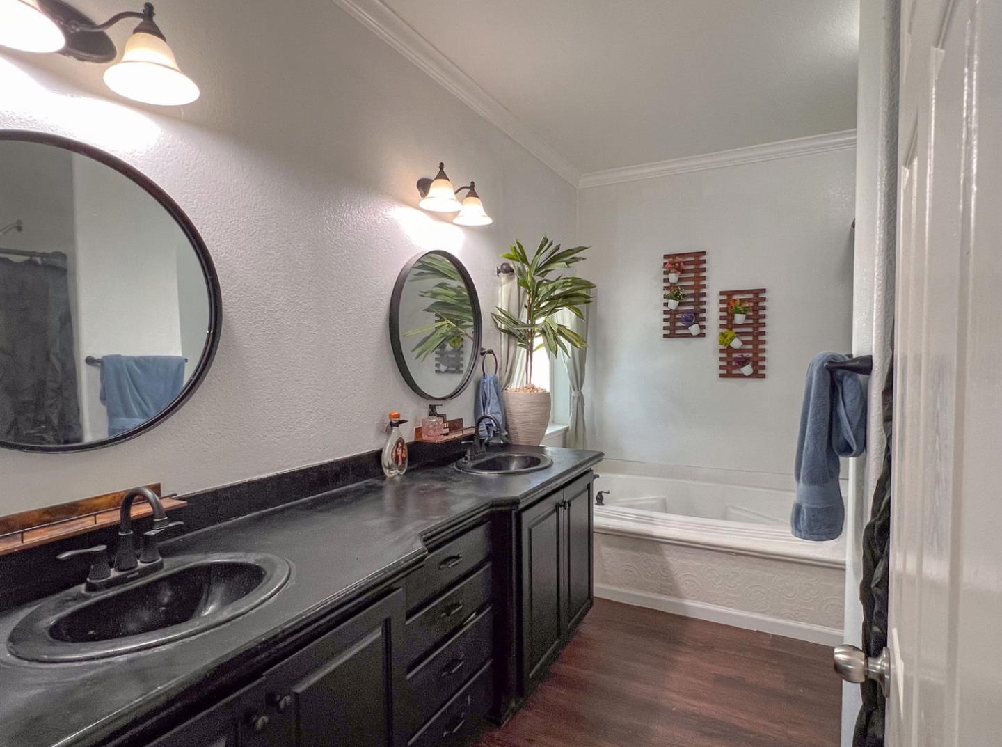 Detail Gallery Image 12 of 18 For 434 Chateau La Salle #434,  San Jose,  CA 95111 - 3 Beds | 2 Baths