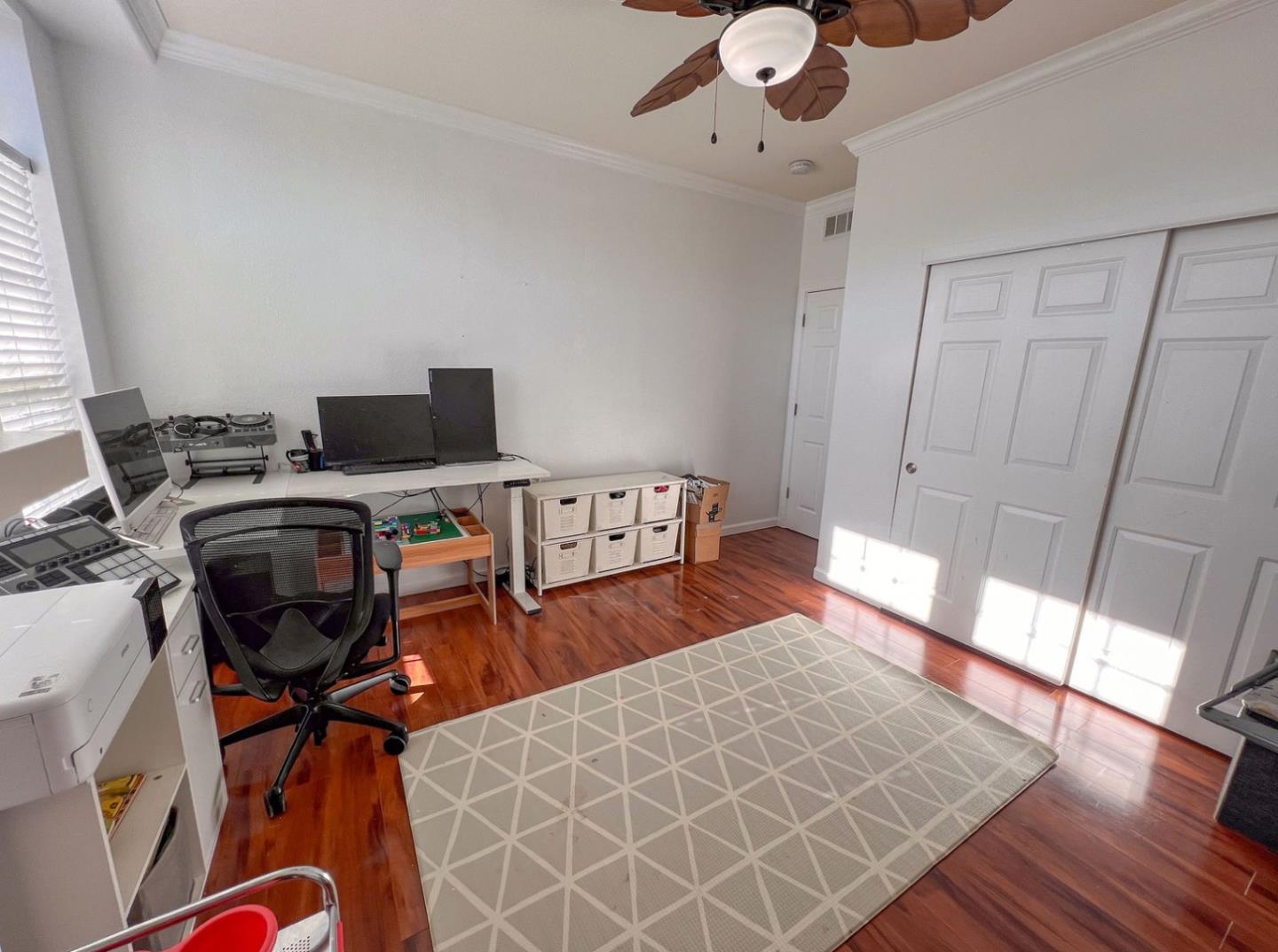 Detail Gallery Image 17 of 18 For 434 Chateau La Salle #434,  San Jose,  CA 95111 - 3 Beds | 2 Baths