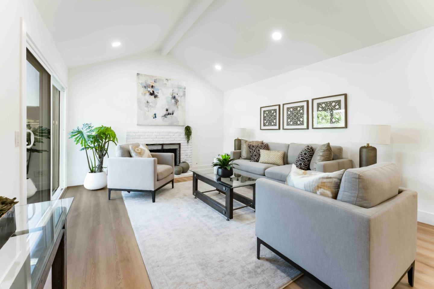 Detail Gallery Image 6 of 22 For 5399 Entrada Olmos, San Jose,  CA 95123 - 3 Beds | 2 Baths