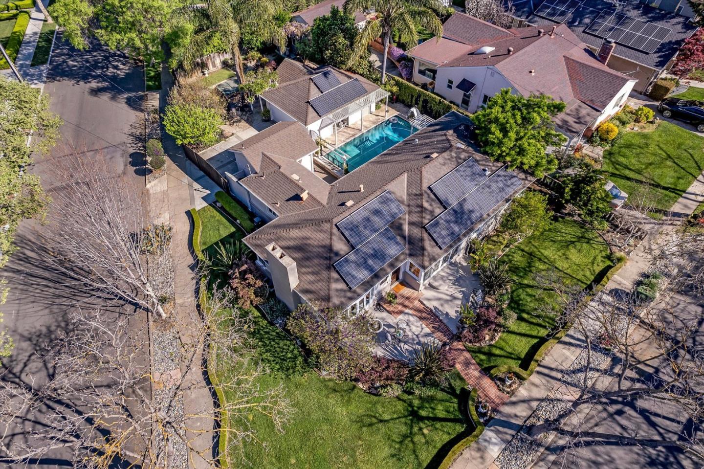 Detail Gallery Image 10 of 50 For 1299 Glenwood Ave, San Jose,  CA 95125 - 2 Beds | 3 Baths