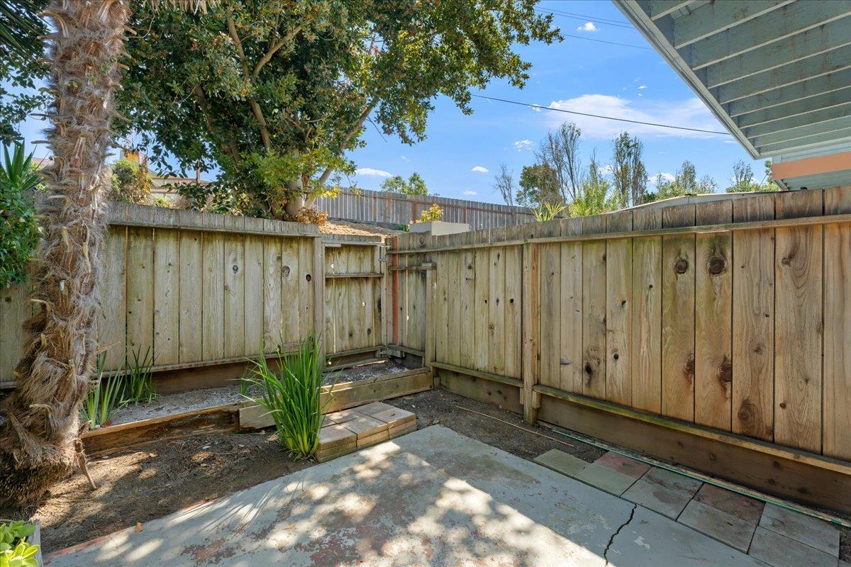 Detail Gallery Image 15 of 16 For 402 Winchester Dr, Watsonville,  CA 95076 - 2 Beds | 1 Baths