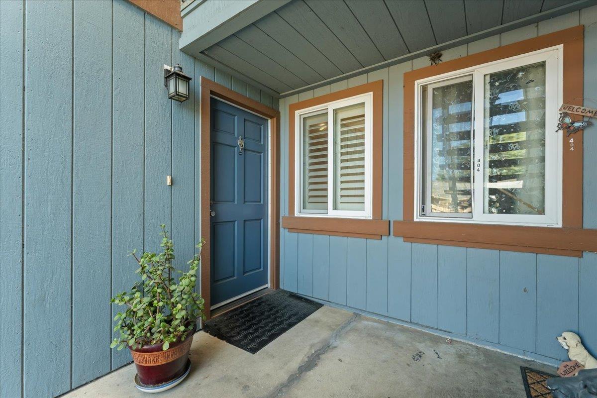 Detail Gallery Image 2 of 16 For 402 Winchester Dr, Watsonville,  CA 95076 - 2 Beds | 1 Baths