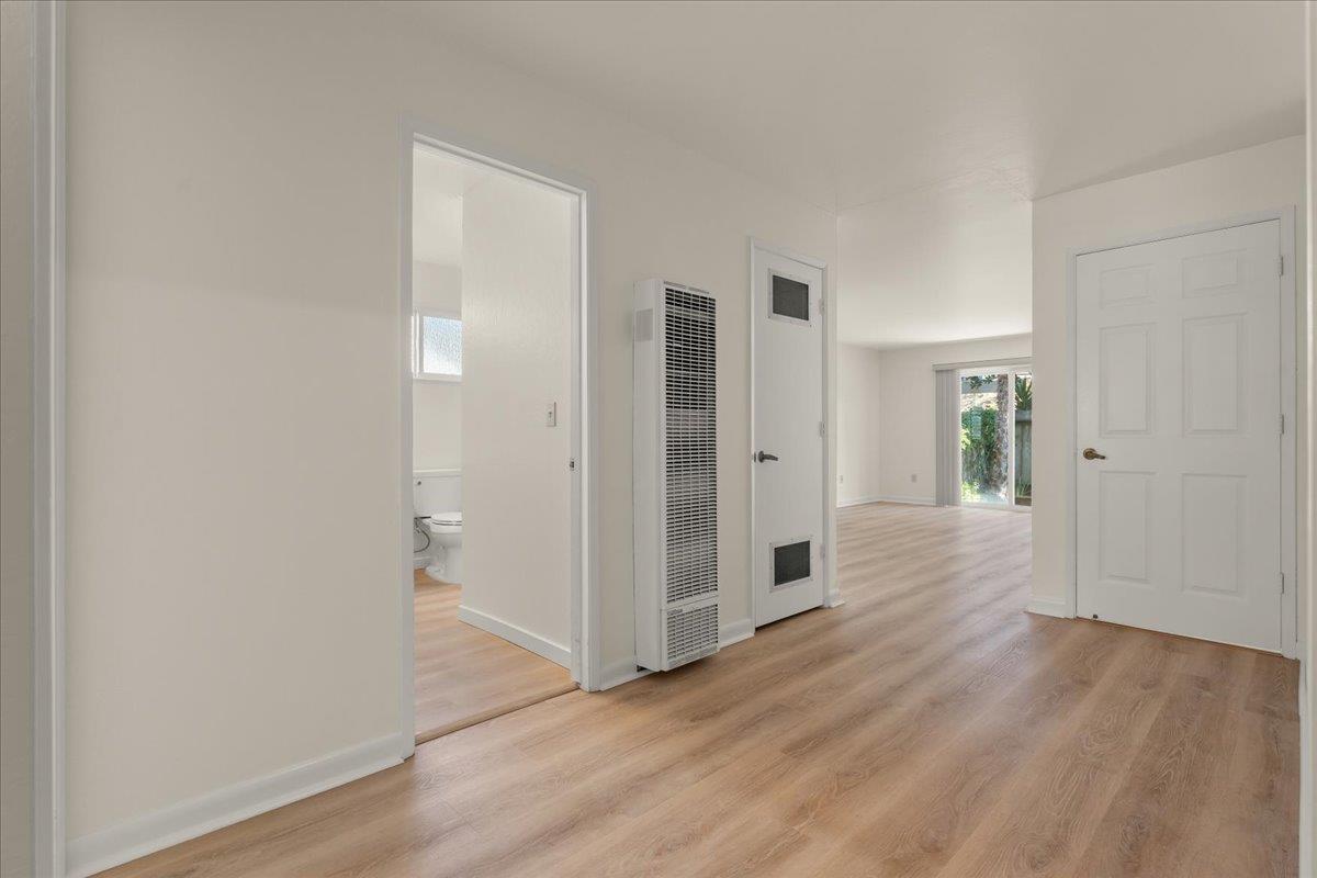 Detail Gallery Image 7 of 16 For 402 Winchester Dr, Watsonville,  CA 95076 - 2 Beds | 1 Baths