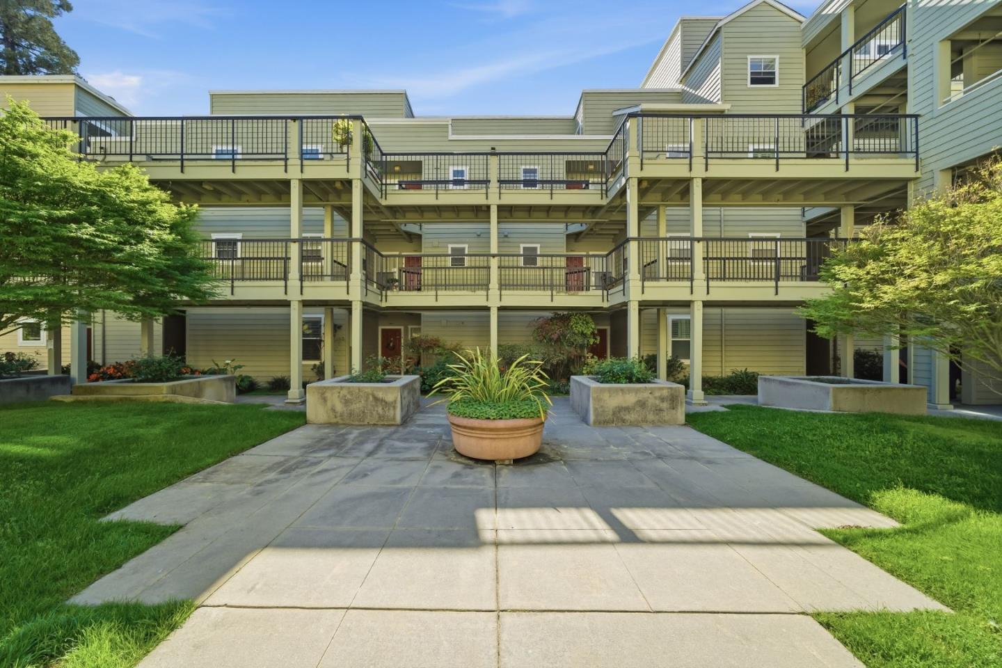 Photo #32: ML82039845 Listing: Photo #32