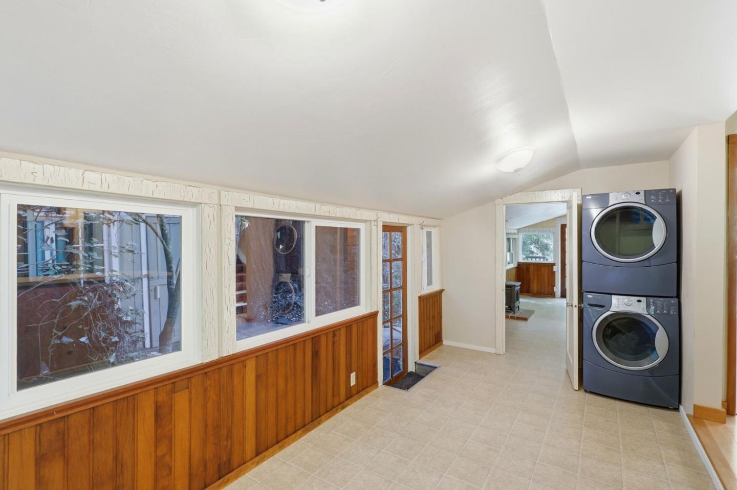 Detail Gallery Image 17 of 45 For 141 Monte Vista Ln, Boulder Creek,  CA 95006 - 3 Beds | 1/1 Baths