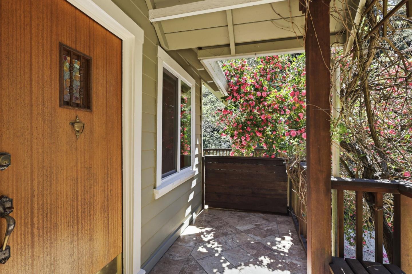 Detail Gallery Image 5 of 45 For 141 Monte Vista Ln, Boulder Creek,  CA 95006 - 3 Beds | 1/1 Baths