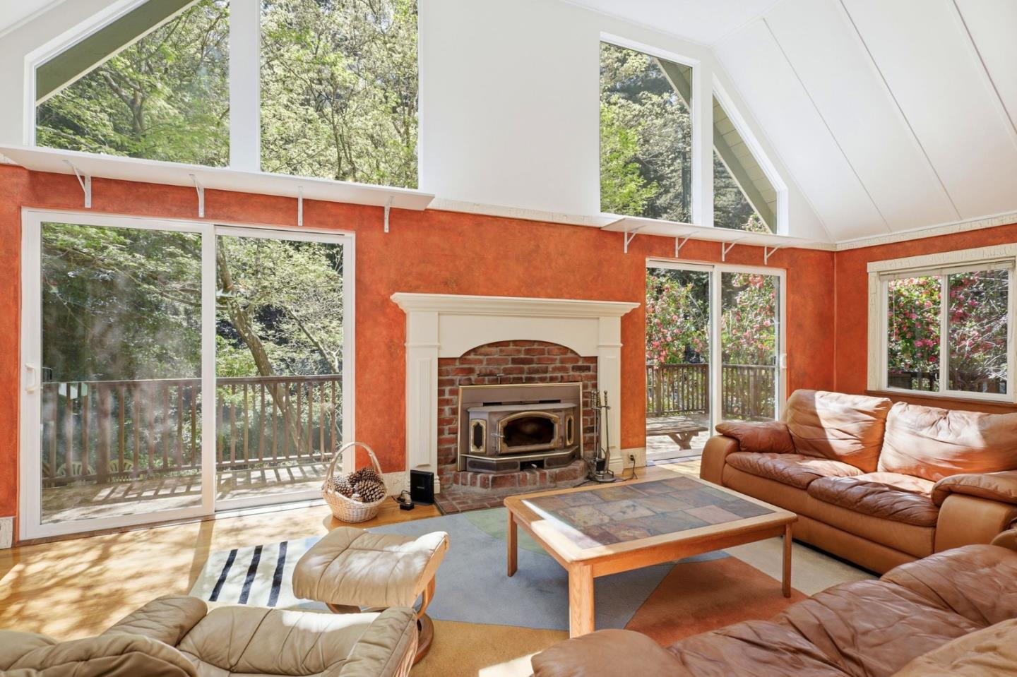 Detail Gallery Image 7 of 45 For 141 Monte Vista Ln, Boulder Creek,  CA 95006 - 3 Beds | 1/1 Baths